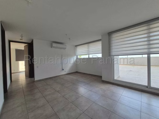Apartamento en Alquiler en Brisas del Golf AFC 26-6010