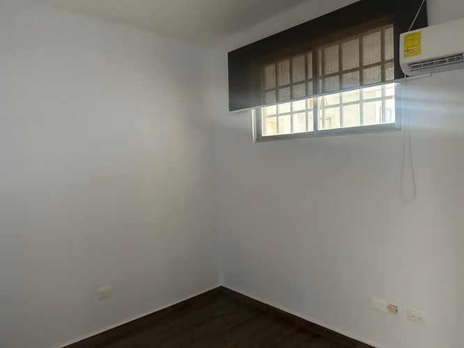 Se vende Apartamento en Plaza Valencia Vía España