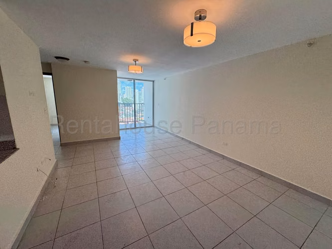Apartamento en Venta en Carrasquilla MPM 25-7589