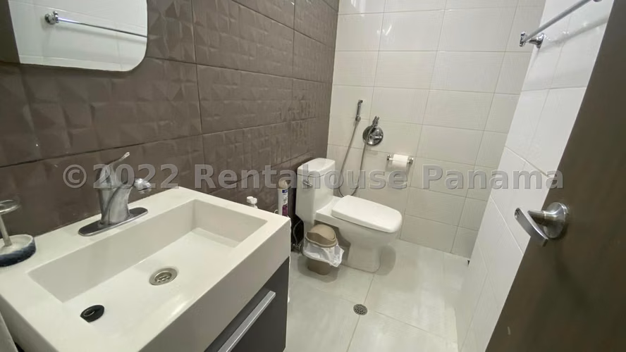 Apartamento en Venta Carrasquilla MPM 25-132