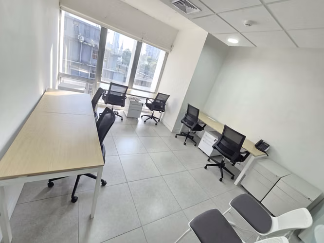 ALQUILER DE  OFICINAS PRIVADAS - COWORKING