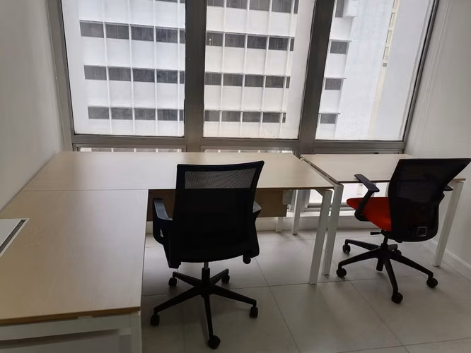 ALQUILER DE  OFICINAS PRIVADAS - COWORKING