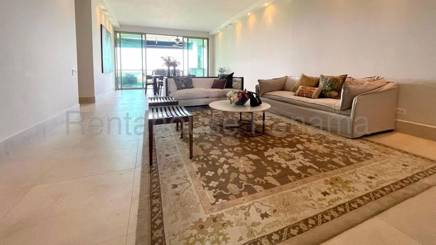 Alquiler Apartamento amoblado Altos de Amador  26YCG8206