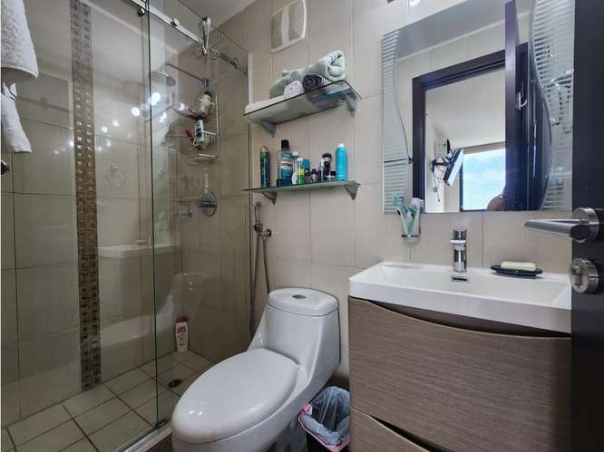 VENTA o ALQUILER DE APARTAMENTO CON VISTA AL PARQUE OMAR