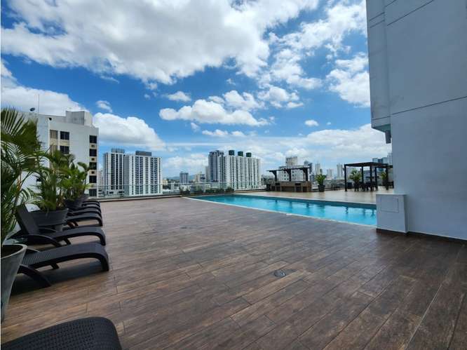 VENTA o ALQUILER DE APARTAMENTO CON VISTA AL PARQUE OMAR