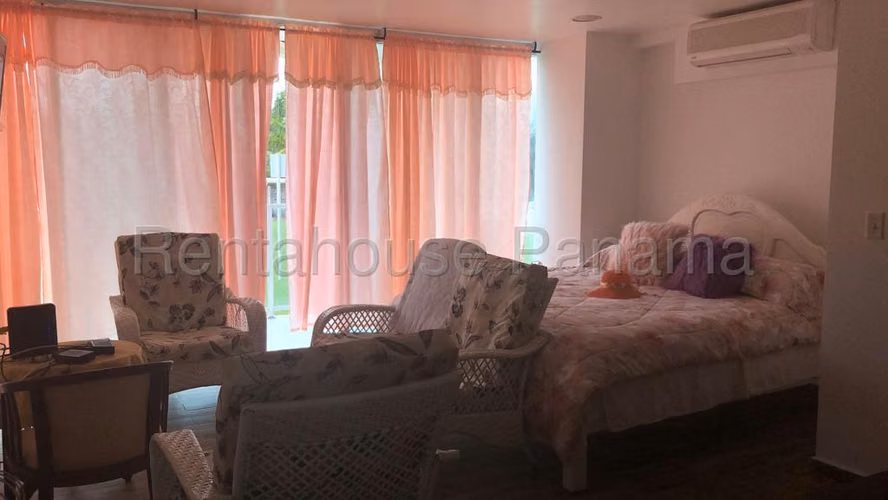 Apartamento en venta en María Chiquita en Colón YM