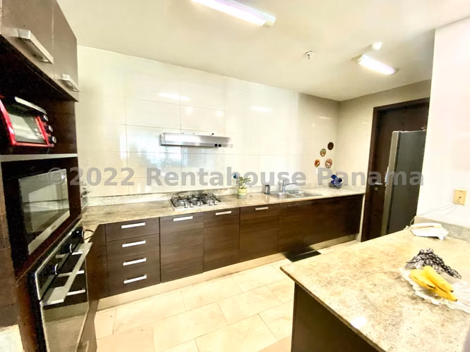 VENTA DE APARTAMENTO PUNTA PACIFICA GM
