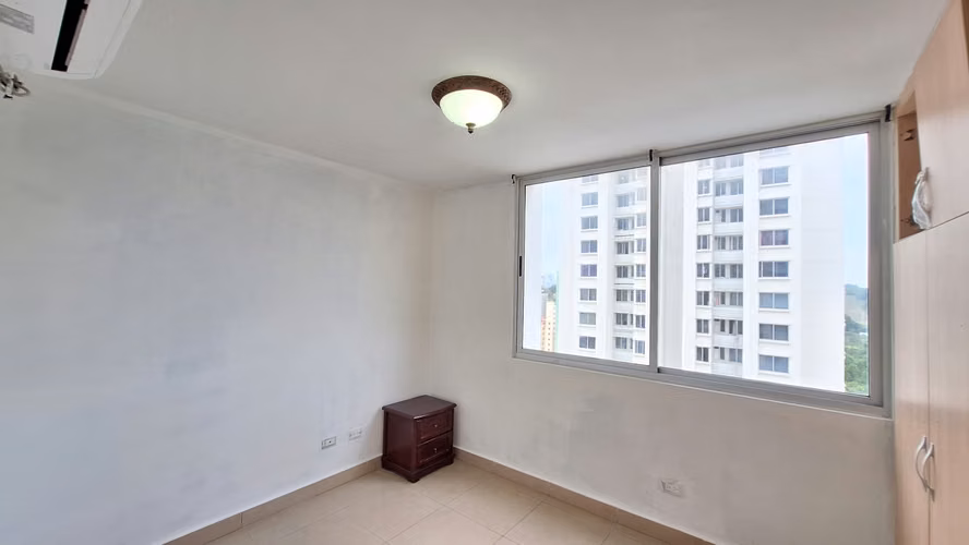 Apartamento en venta en Condado del Rey YM