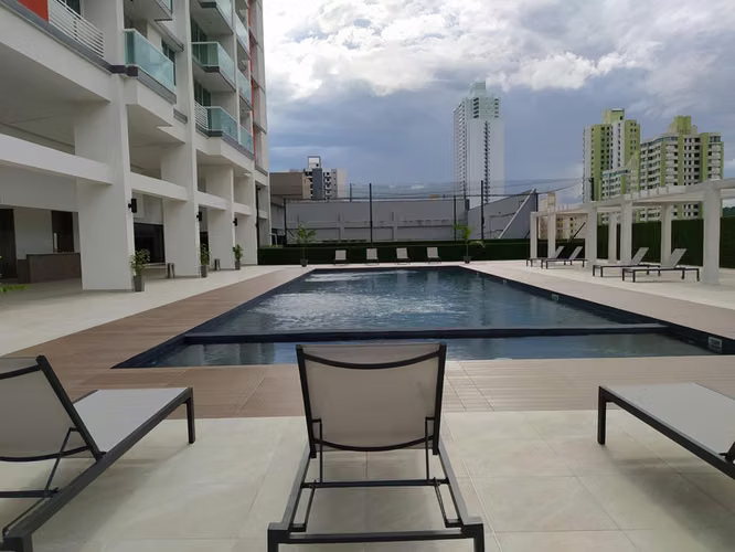 Apartamento en venta en Condado del Rey YM