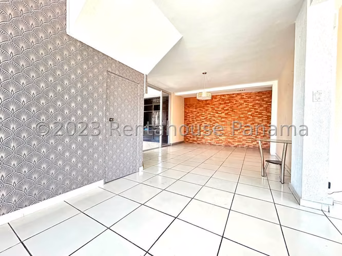 Casa en venta Altos de Santa Maria EH