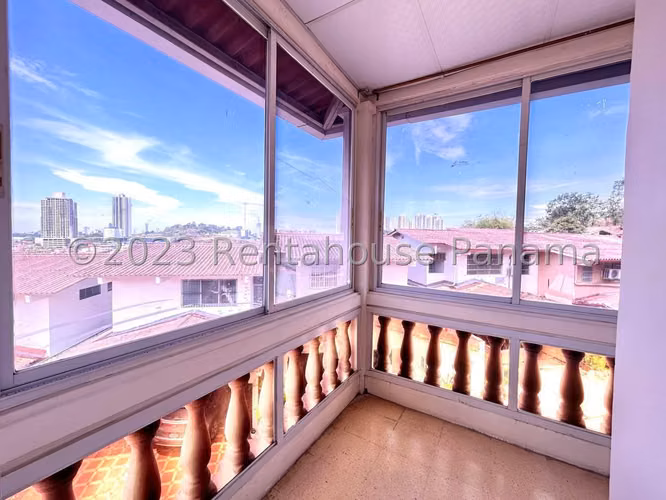 Casa en venta Altos de Santa Maria EH