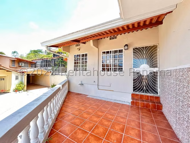 Casa en venta Altos de Santa Maria EH