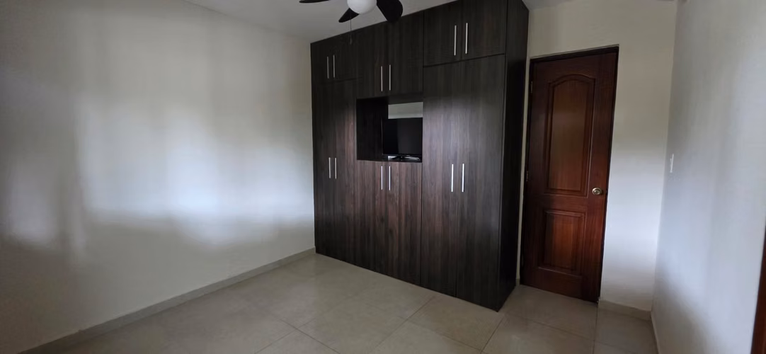 Venta Lujosa Casa En Senderos Camino de Cruces