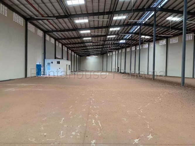 Se Alquila oficina en Arraijan MDV26-8545