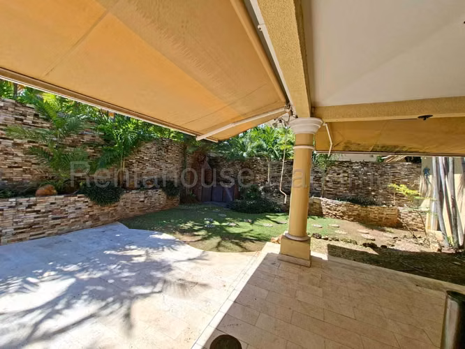 Se Vende Casa en Costa del Este MDV26-6634