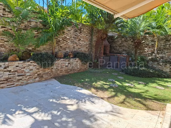 Se Vende Casa en Costa del Este MDV26-6634