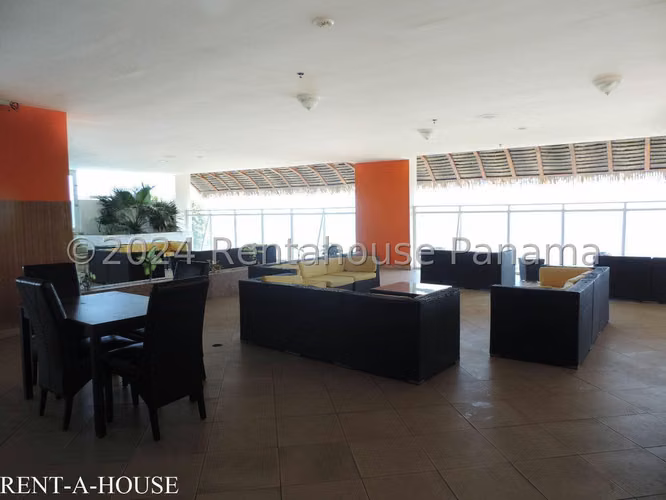 Se Vende Apartamento en Coronado YDU