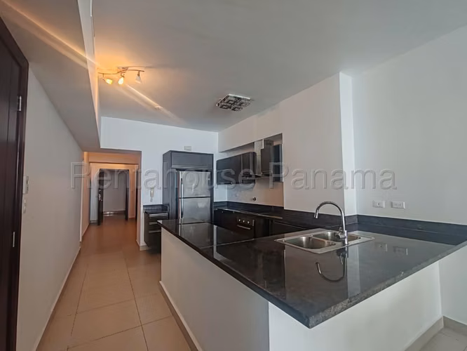 Se Vende Apartamento en Avenida Balboa YDU - Imagen 3