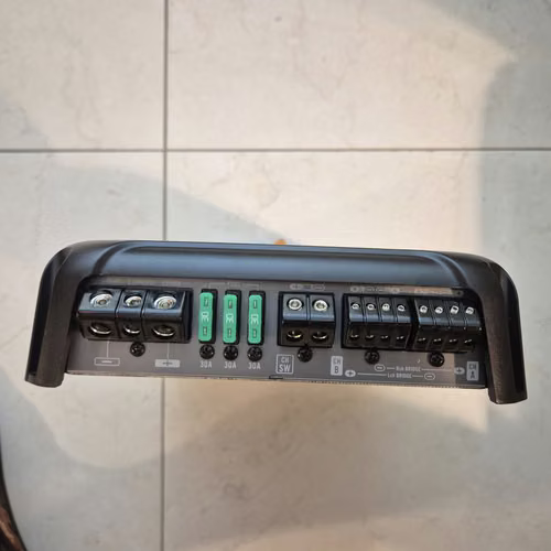 Amplificador Pioneer 5 canales