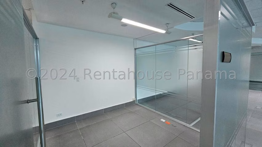 Vendo oficina en Costa del Este LF26-8463 Solo Cliente Directo