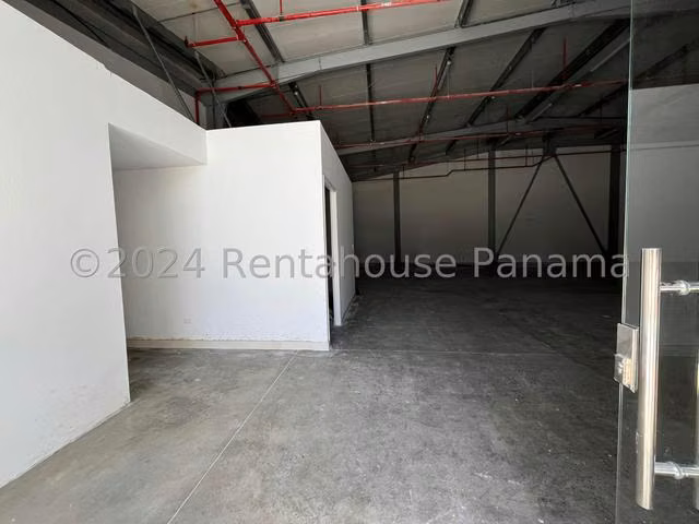 Vendo galera en Parque Lefevre LF24-3880 Solo Cliente Directo - Imagen 5