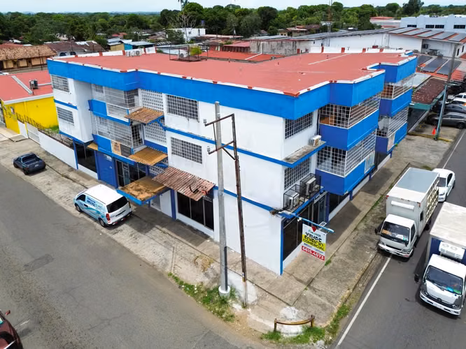 Venta de edificio comercial en David Chiriquí (NEGOCIABLE)