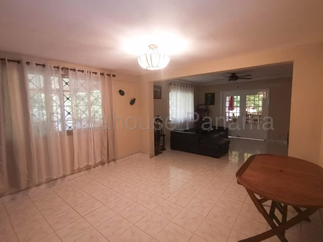 Alquiler de Casa en Los Rios Casa KC