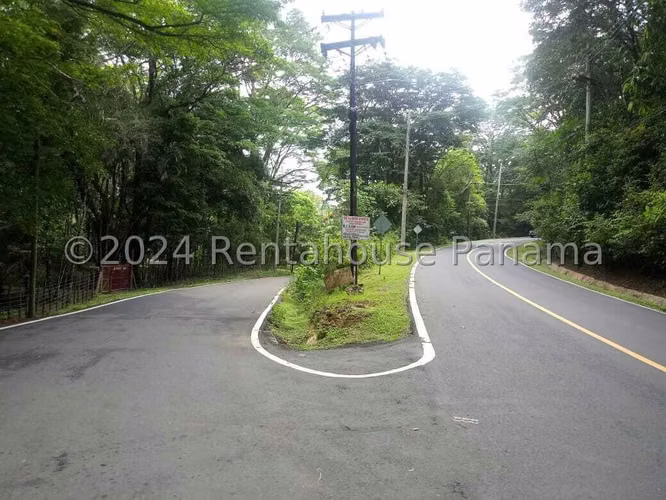 Venta de Terreno en Pacora Lote en Cerro Azul NS