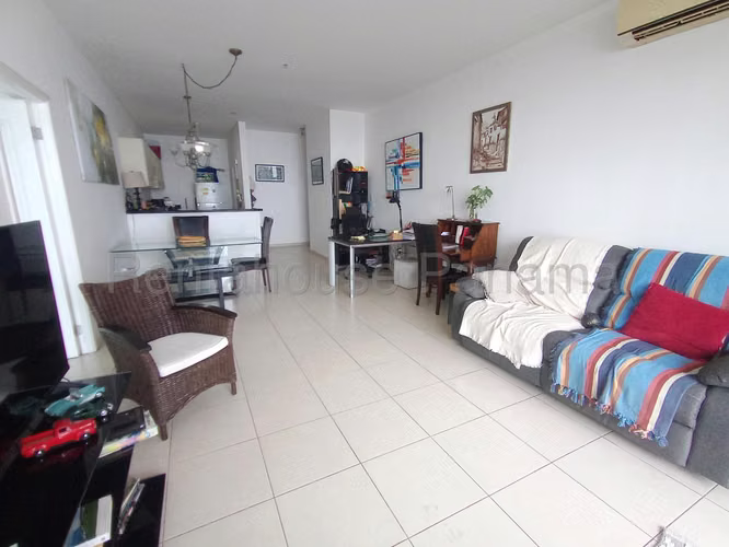 LIVE NOW! ON AVENIDA BALBOA FOR SALE PH VISTA MARINA FURNISHED ESM26-3837