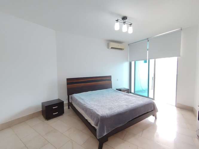 Lujo Frente al Mar en Grand Tower | Vista Panorámica | $348K