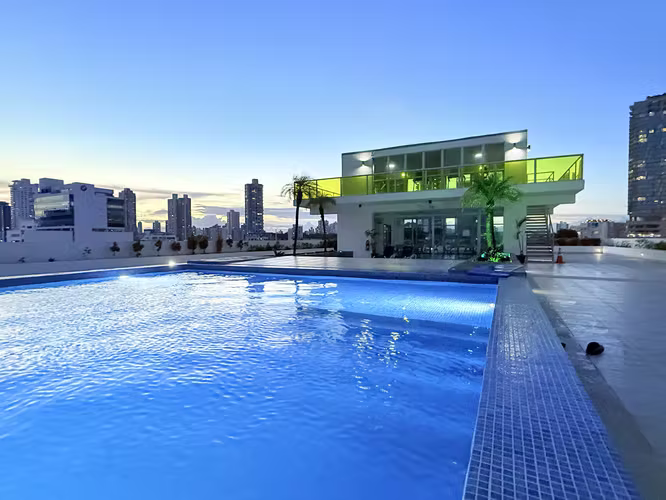 Alquiler de Apartamento Amoblado con Vista al Mar en Coco del Mar, San Francisco – 98 m² MACP