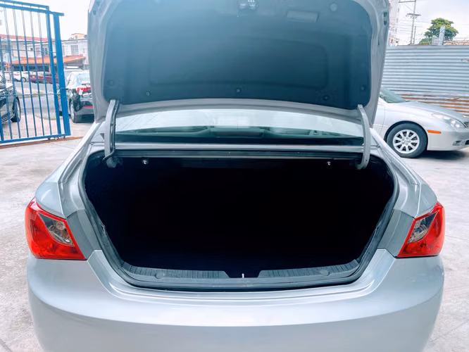 HYUNDAI SONATA 2012