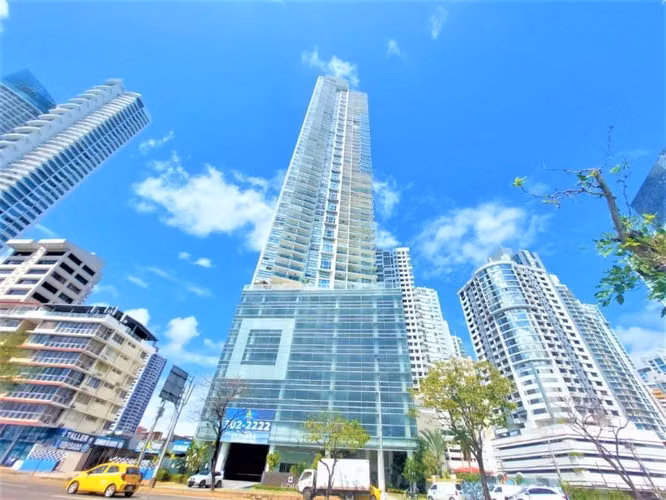 VENTA APARTAMENTO AVENIDA BALBOA 125M2 PH WHITE TC