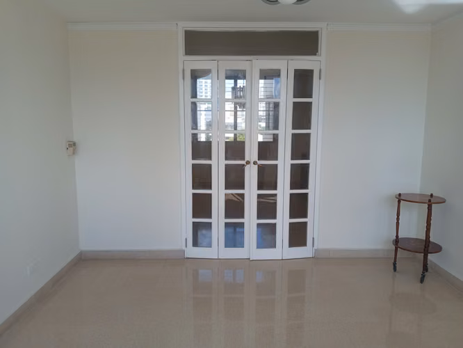 VENTA EN OBARRIO  amplio apto de 140 m2