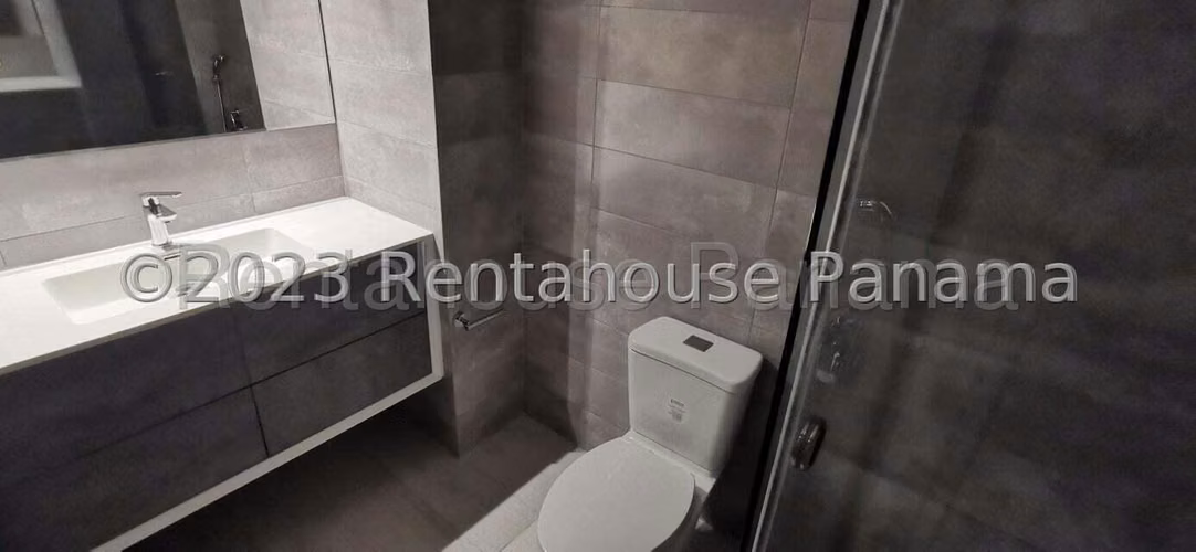 Alquiler de Apartamento en Obarrio 26*8553Mfk