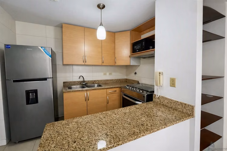 APARTAMENTO 2REC Y HERMOSA VISTA VIA CINCUENTENARIO CERCA AL METRO - Imagen 2