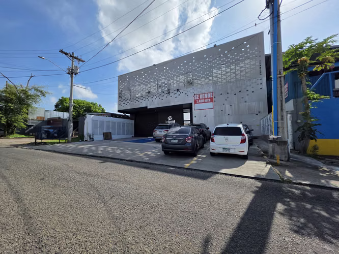 Se Vende Galera en Villa de las Acacias con sistema solar incluido