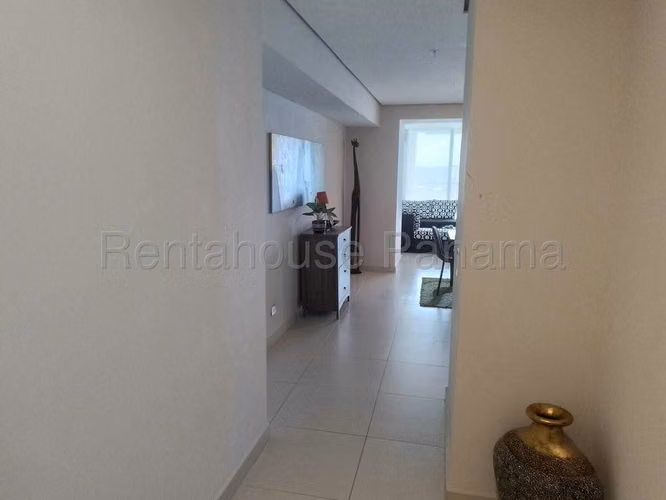 Apartamento en Venta en Costa del Este  Ph Parkside 27*39Mfk