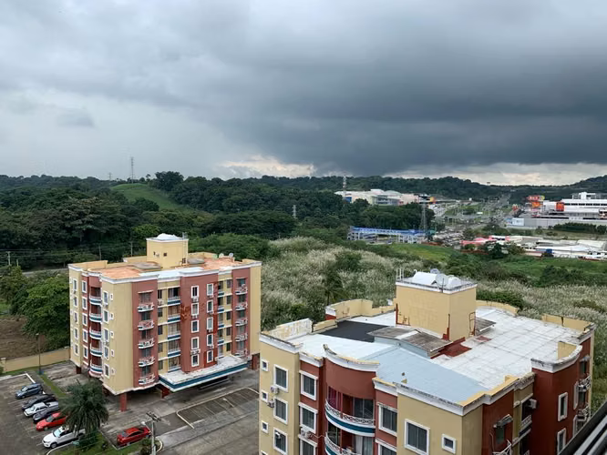 SE VENDE APARTAMENTO 3 RECAMARAS TUMBA MUERTO FRENTE UTP