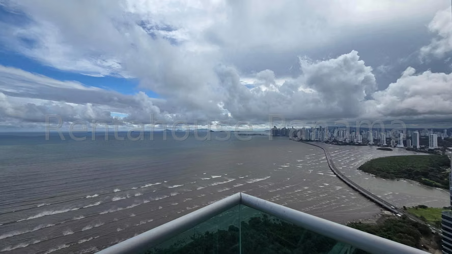 Venta de Apartamento Con Vista panorámica al mar en Costa del Este 26*1345Mfk