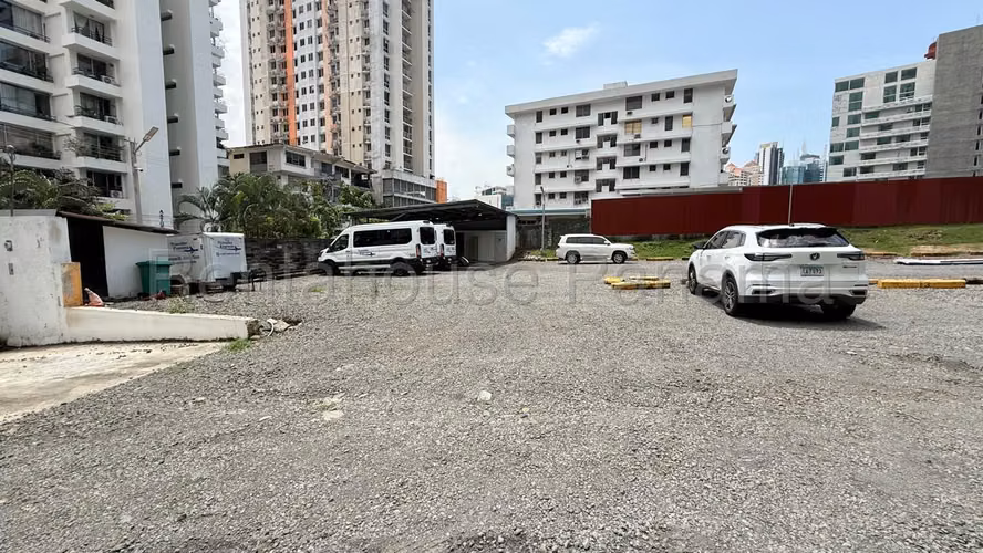 LGU-Venta de terreno en El Cangrejo. - Imagen 9