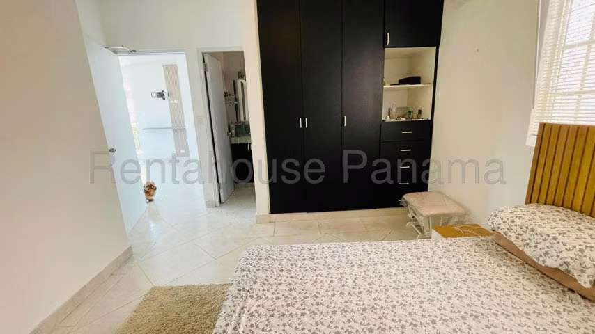 Venta Casa El Doral El Bosque 26YCG8606
