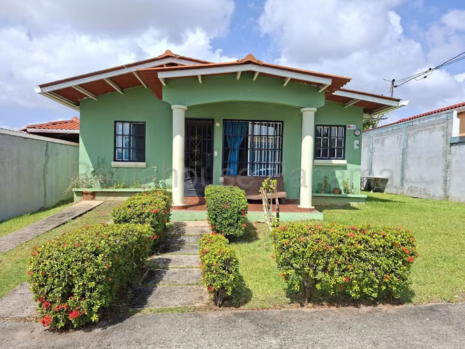 Se Vende Casa en Chorrera YDU