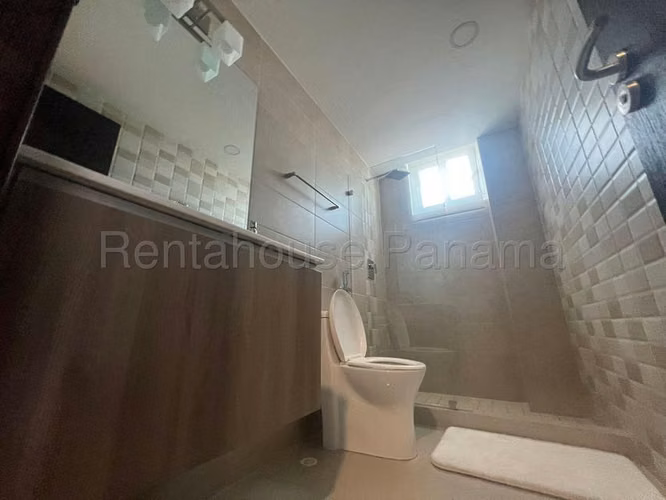 Apartamento en Alquiler en Bella Vista JG