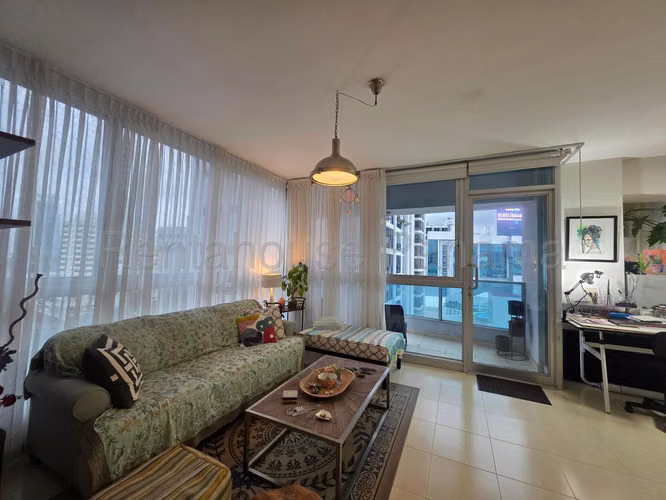 Se Vende Apartamento en Avenida Balboa VLU26-8559