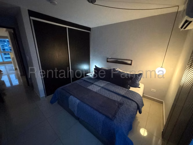 Se Vende Apartamento en Carrasquilla VLU26-8601
