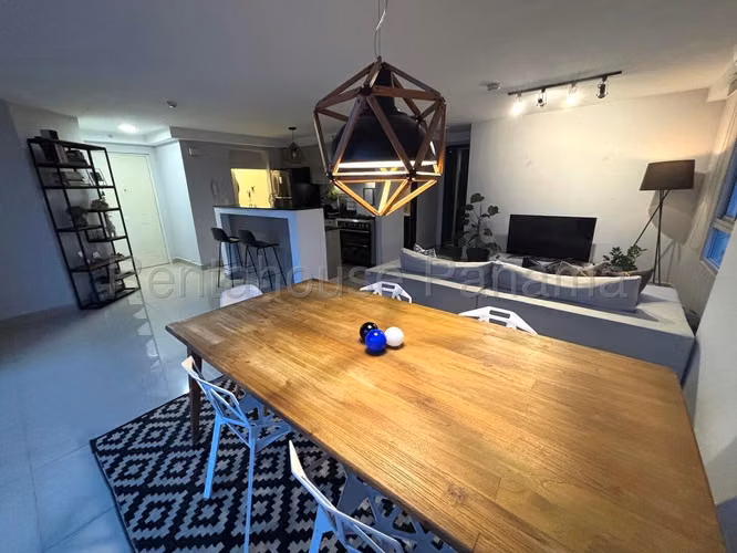 Se Vende Apartamento en Carrasquilla VLU26-8601