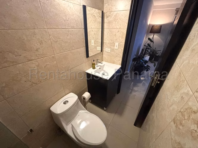 Se Vende Apartamento en Carrasquilla VLU26-8601