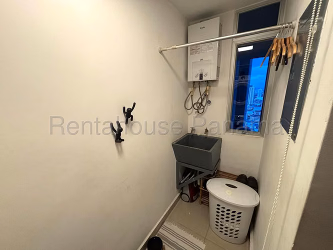 Se Vende Apartamento en Carrasquilla VLU26-8601