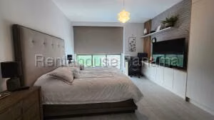 Apartamento en Venta en Costa del Este 26jack3024